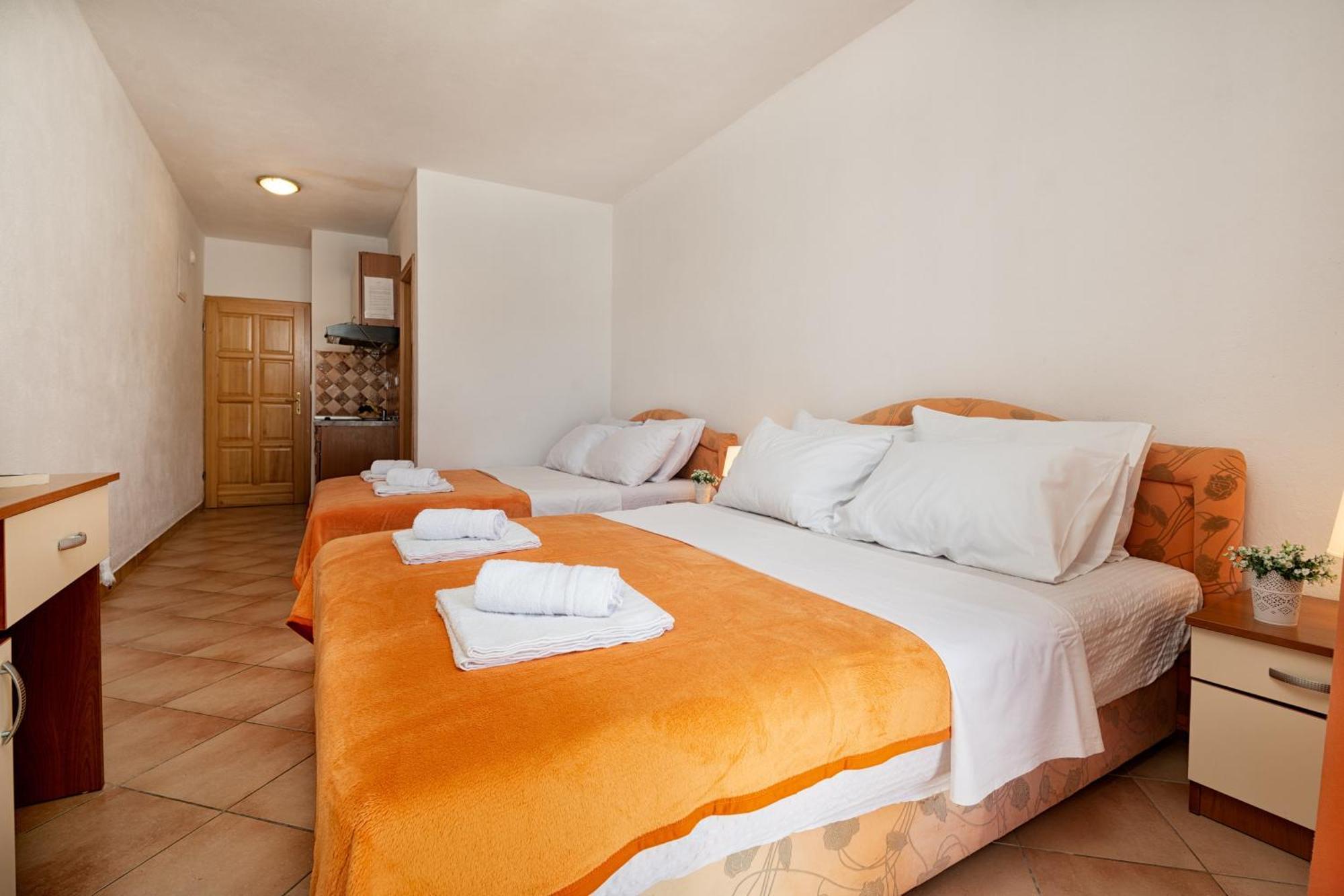 Apartments Matej Neum Quarto foto